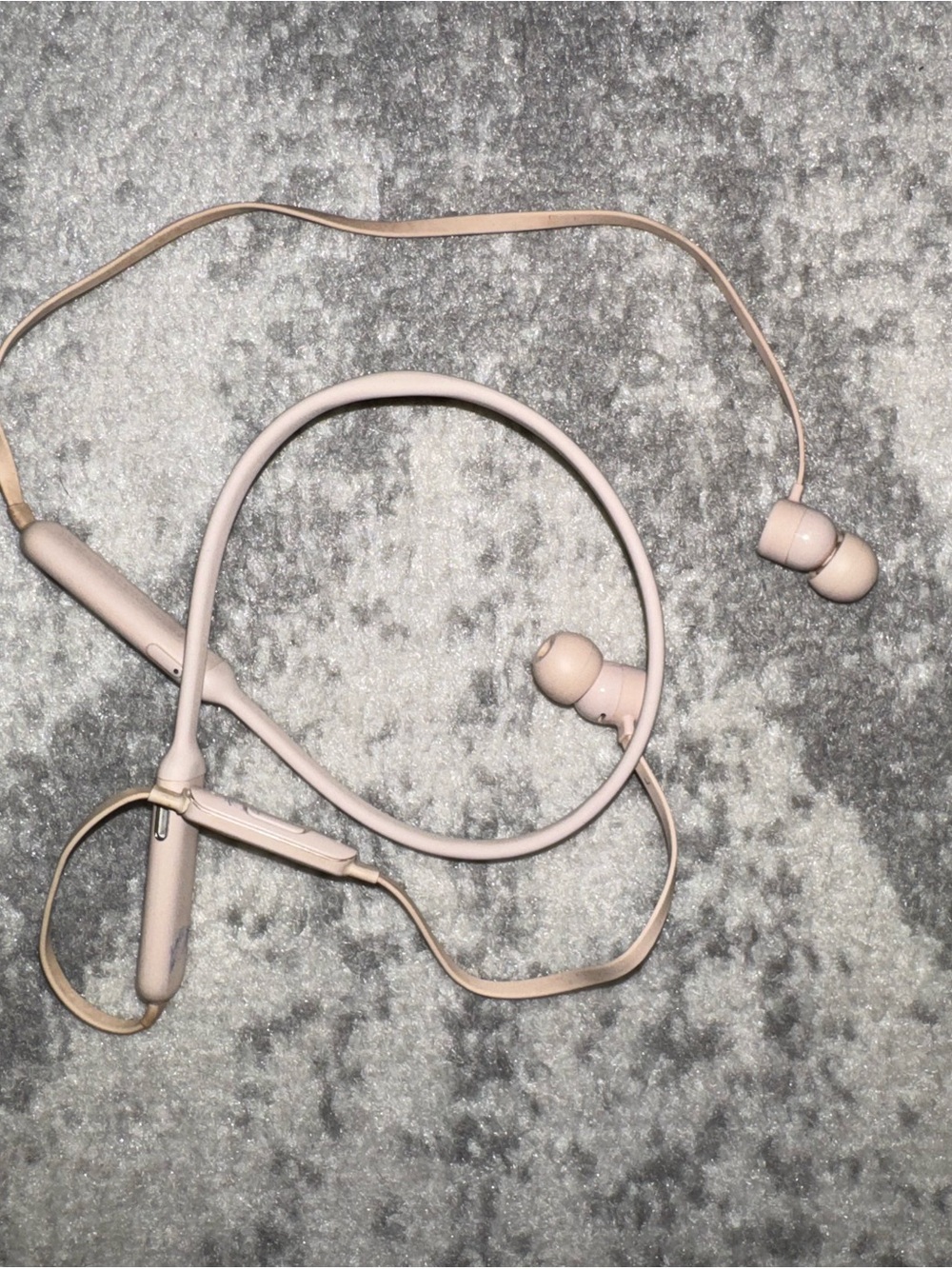 Beats by Dre Neckband Earbuds in Rose Gold - Picture 1 of 3